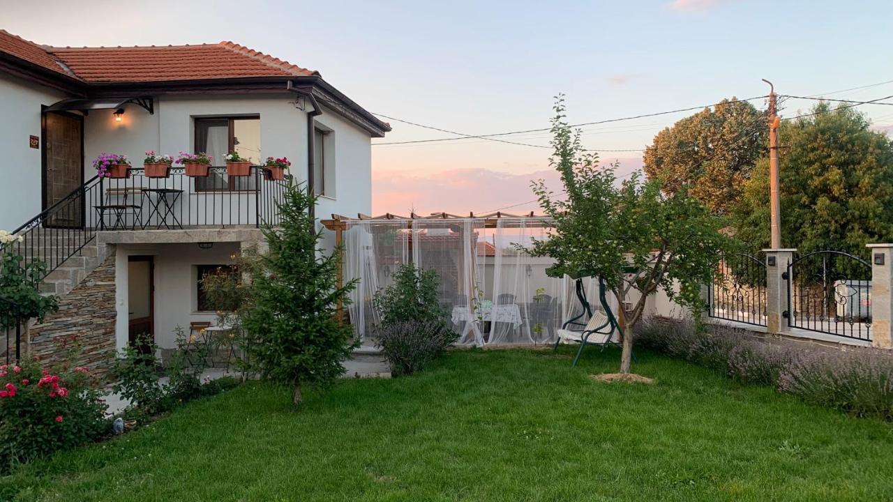 Villa Anika Mezek Exteriér fotografie